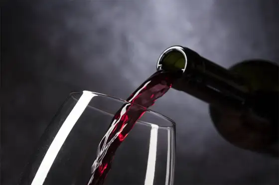 Ist Wein vegetarisch? Der Guide für sicheren Weingenuss